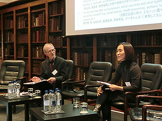 Dr. Ian Scott and Reiko Akizuki (AMED) Photo.02