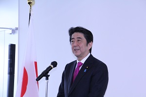 訓示をする安倍総理