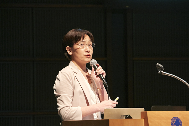 写真（佐野 多紀子氏）