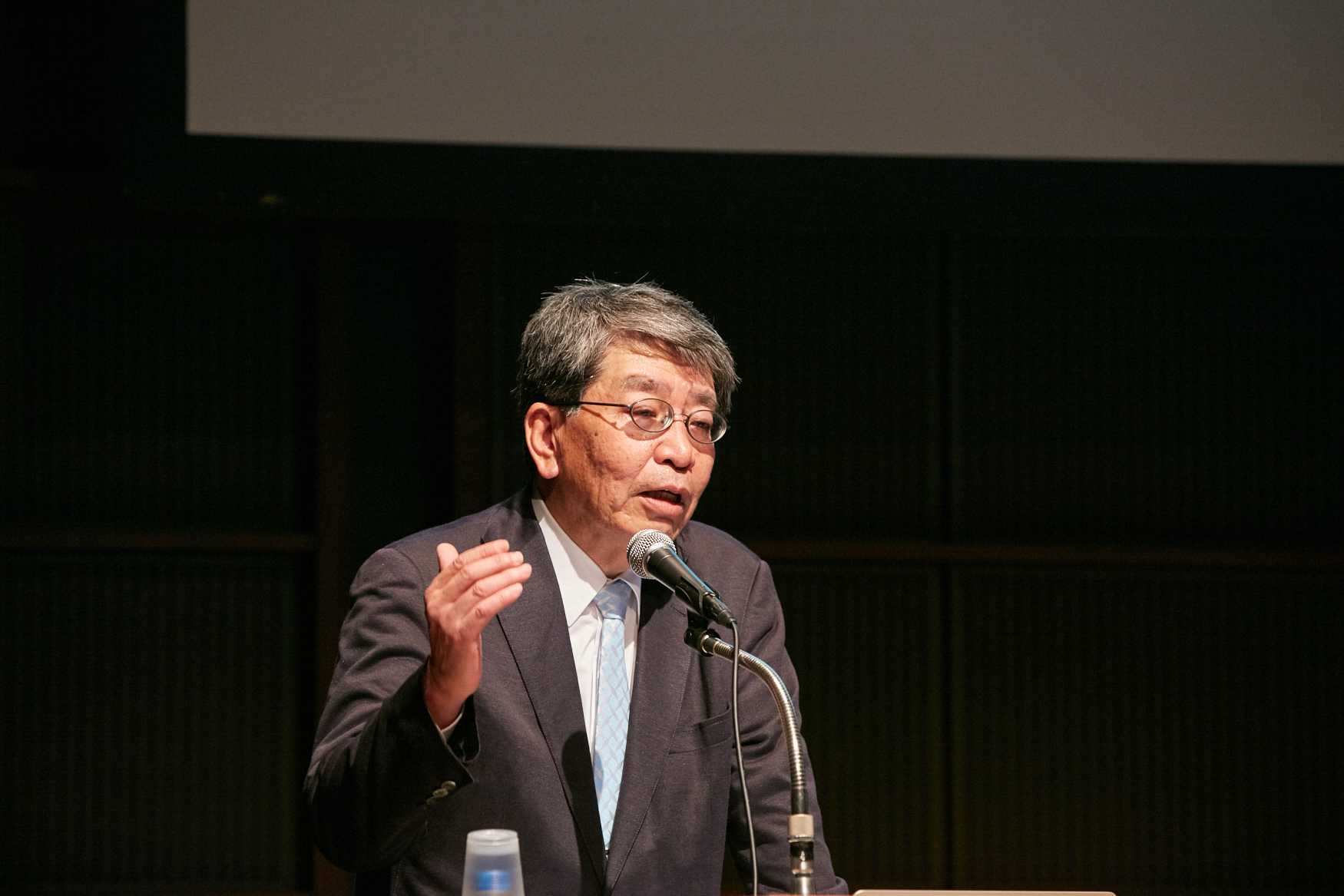 写真（鳥羽　研二氏）