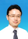 平峯 靖氏の顔写真