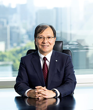 中釜理事長の写真